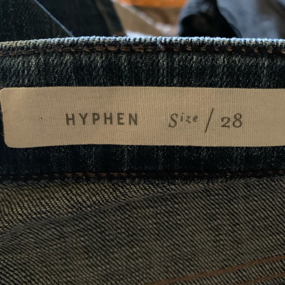 PILCRO HYPHEN MID RISE EMBROIDERED JEANS BY ANTHROPOLOGIE SIZE 28 - Picture 14 of 16